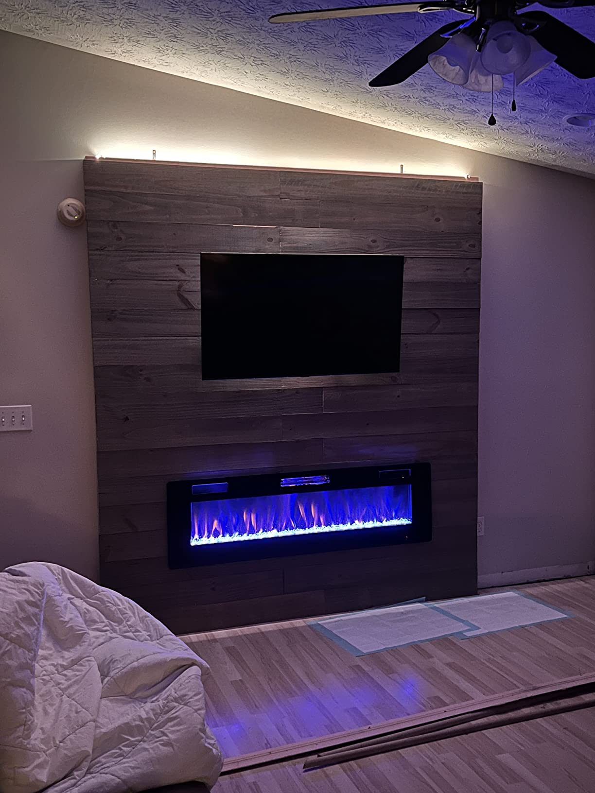 Electric Fireplace Recessed & Wall Mounted 30"–68"